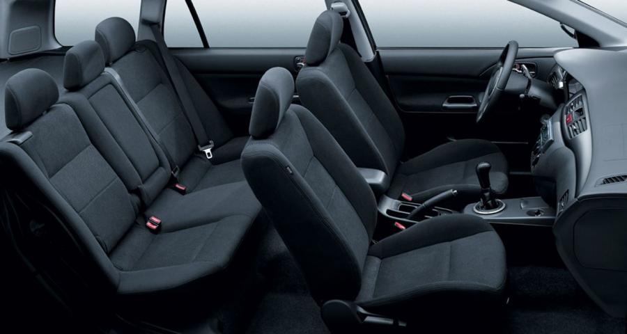  Mitsubishi Lancer 2000 года  (фото 4 из 31)